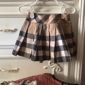 Burberry pleated skirt girls